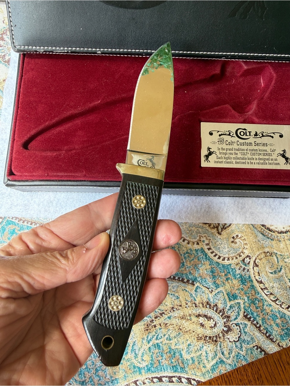 Colt Custom Series CT223 Fixed Blade Hunting Knife Box Collector Display